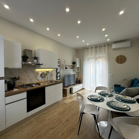 Regina Milano In Rho Fiera - Appartamento Indipendente E Parcheggio Gratuito Cornaredo Ngoại thất bức ảnh